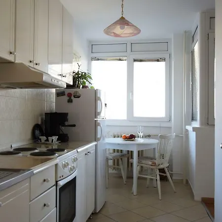 Modern And Cozy Place Near The City Center Apartment Belgrade